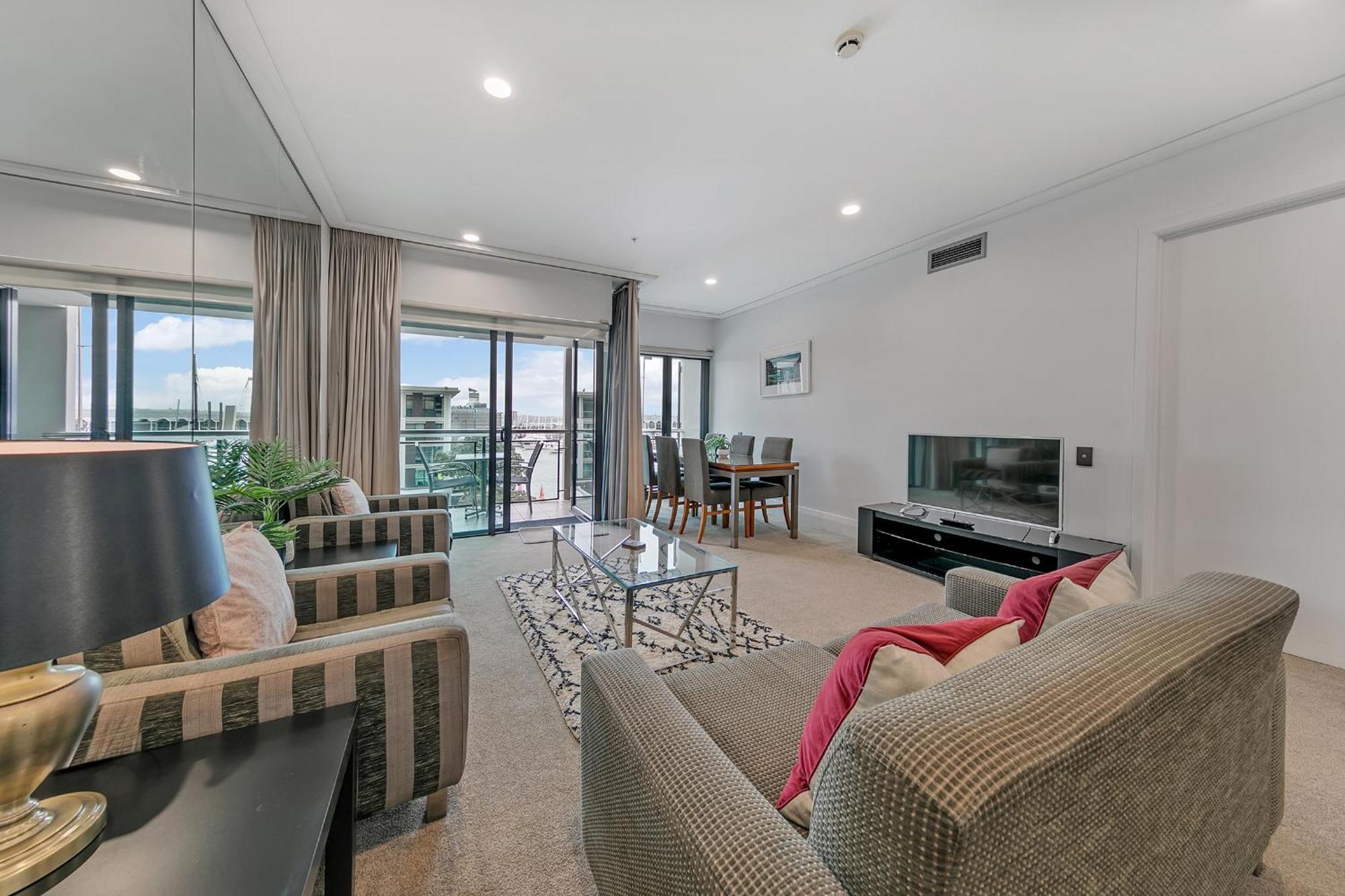 Luxurious & Spacious Living With Breathtaking Views Auckland Exterior foto